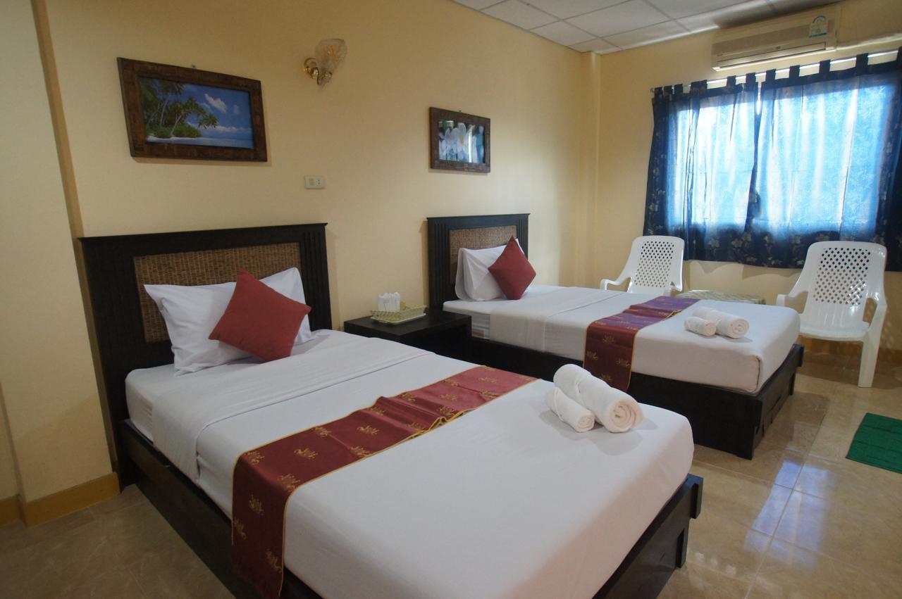 R.T. Hotel Khao Lak Esterno foto